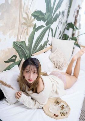 天降二楼女子从二楼掉下来